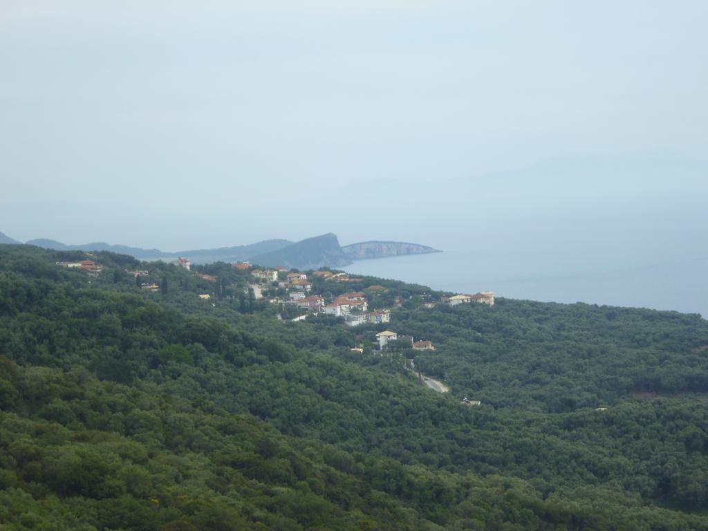 Lichnos Babis Taverna & Rooms Parga Exterior photo